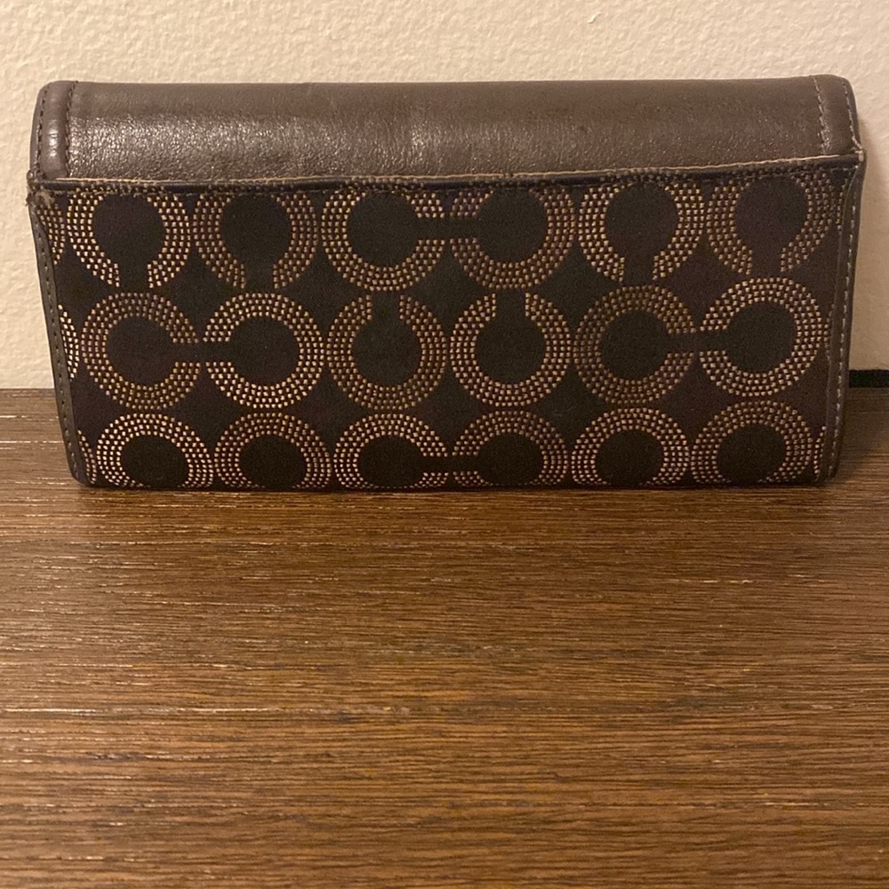 Coach wallet. - Picture 2 of 7